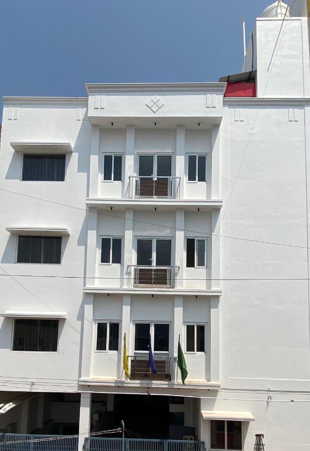 Le Shiv Executive Suite Theni Εξωτερικό φωτογραφία