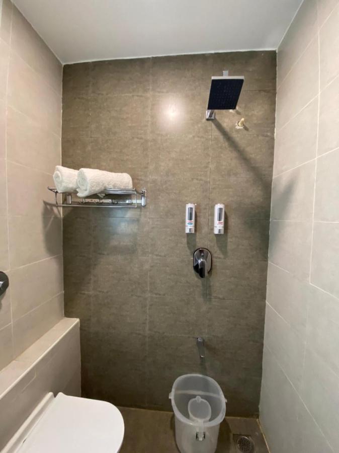 Le Shiv Executive Suite Theni Εξωτερικό φωτογραφία